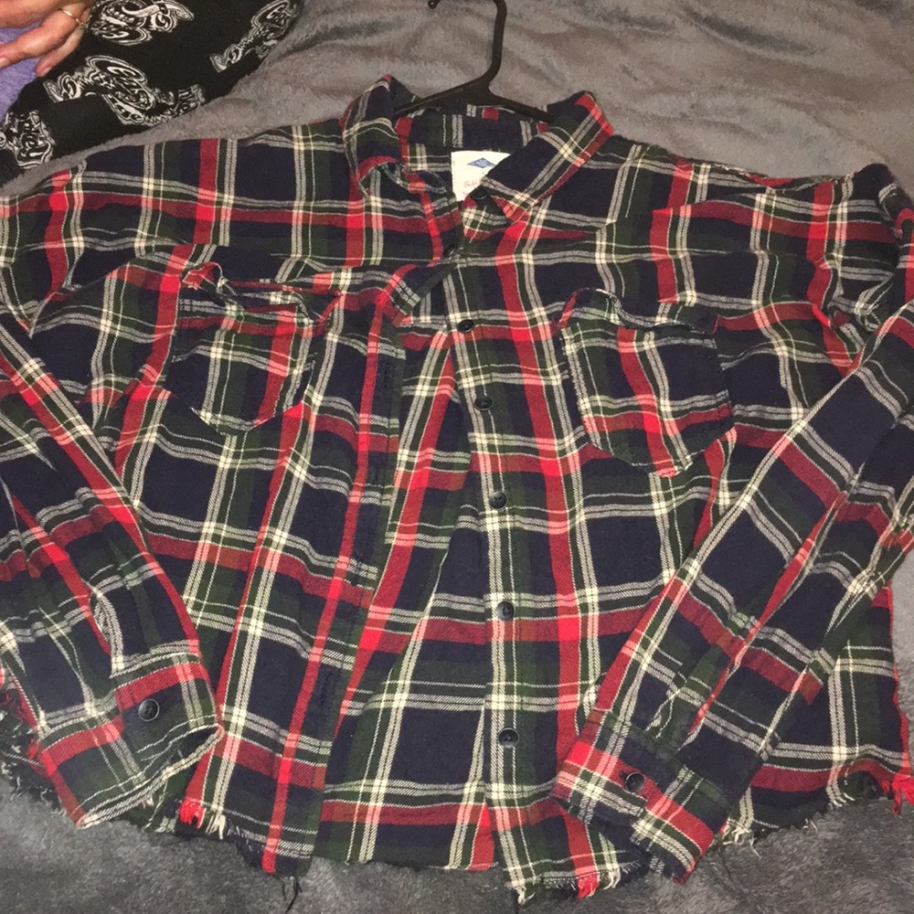 Frayed crop top flannel